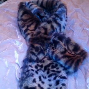 Bebe faux fur scarf
